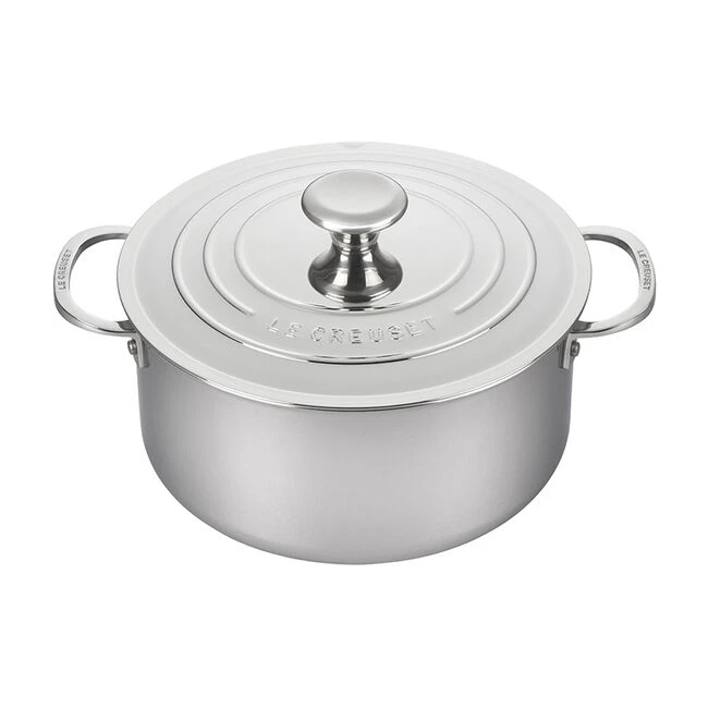 Le Creuset Signature Stainless Steel Shallow Casserole 4 Le Creuset Signature Stainless Steel Shallow Casserole - Image 2