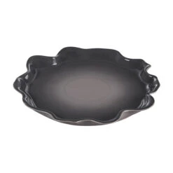 Le Creuset Iris Collection Serving Platter 13 Le Creuset Iris Collection Serving Platter -Le Creuset Store 70617036444000