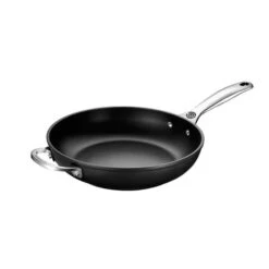 Le Creuset Toughened Nonstick PRO Deep Fry Pan -Le Creuset Store DEEP FRYPAN ANGLE 28 lpr