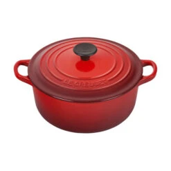Le Creuset Store 3 Le Creuset Traditional Round Dutch Oven