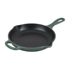 Le Creuset Signature Skillet 35 Le Creuset Signature Skillet -Le Creuset Store LS2024 23795