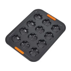 Le Creuset Halloween Cakelet Pan 11 Le Creuset Halloween Cakelet Pan -Le Creuset Store MB31H