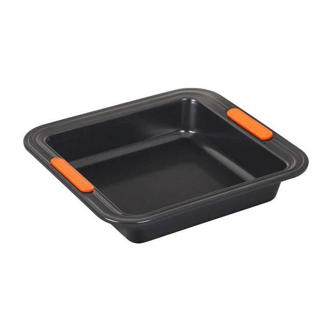 Le Creuset Square Cake Pan 3 Le Creuset Square Cake Pan