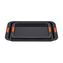 Le Creuset Nonstick Metal Bakeware 2-Piece Sheet Pan Set 7 Le Creuset Nonstick Metal Bakeware 2-Piece Sheet Pan Set -Le Creuset Store MB895 2 LPR