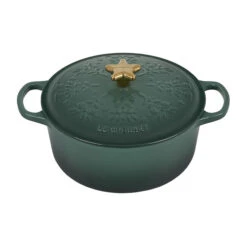 Le Creuset Noël Collection Holiday Tree Round Dutch Oven 12 Le Creuset Noël Collection Holiday Tree Round Dutch Oven -Le Creuset Store NoewStar 1