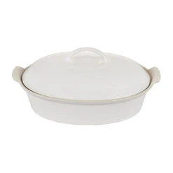 Le Creuset Heritage Oval Casserole 8 Le Creuset Heritage Oval Casserole -Le Creuset Store PG04053A 36MW