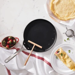Le Creuset Toughened Nonstick PRO Crepe Pan -Le Creuset Store RS11548 LCA Q2 TNSCrepePan 0562 RET lpr.jpg