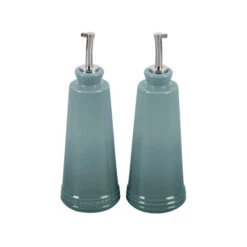 Le Creuset Signature Oil And Vinegar Set -Le Creuset Store RS17100 PG8042 1017 lpr