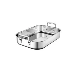 Le Creuset Stainless Steel Roasting Pan With Nonstick Rack 9 Le Creuset Stainless Steel Roasting Pan With Nonstick Rack -Le Creuset Store RS7922 SMALL PAN ANGLE lpr