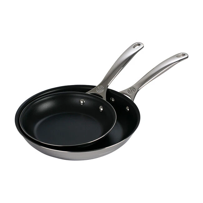 Le Creuset Signature Stainless Steel 2-Piece Nonstick Fry Pan Set 3 Le Creuset Signature Stainless Steel 2-Piece Nonstick Fry Pan Set