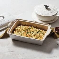 Le Creuset Olive Branch Collection Heritage Rectangular Casserole 21 Le Creuset Olive Branch Collection Heritage Rectangular Casserole -Le Creuset Store RS9813 LCA Fall RecipeOliveBranchCollection 0730 Main Uncovered lpr