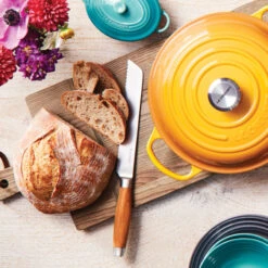 Le Creuset Bread Knife -Le Creuset Store bread knife g new05