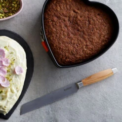 Le Creuset Bread Knife -Le Creuset Store bread knife g new06