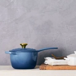 Le Creuset Signature Saucepan -Le Creuset Store chambray g7 saucepan