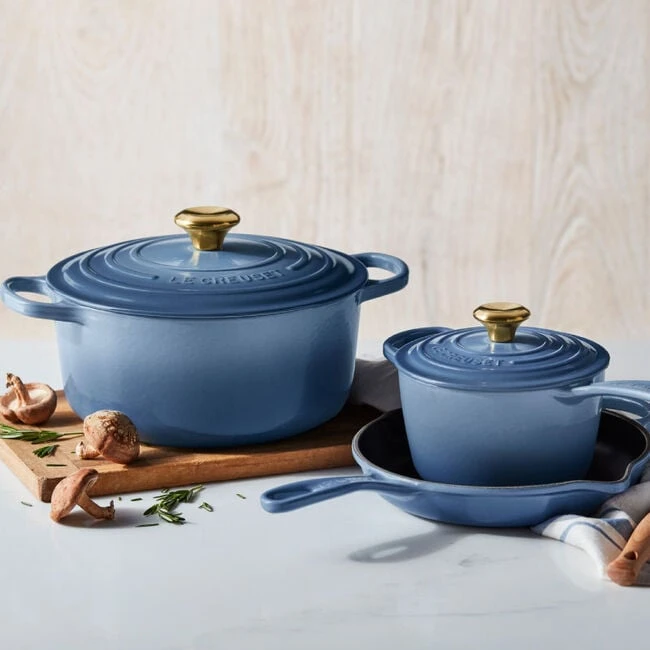 Le Creuset Signature Enameled Cast Iron 5-Piece Cookware Set 4 Le Creuset Signature Enameled Cast Iron 5-Piece Cookware Set - Image 2