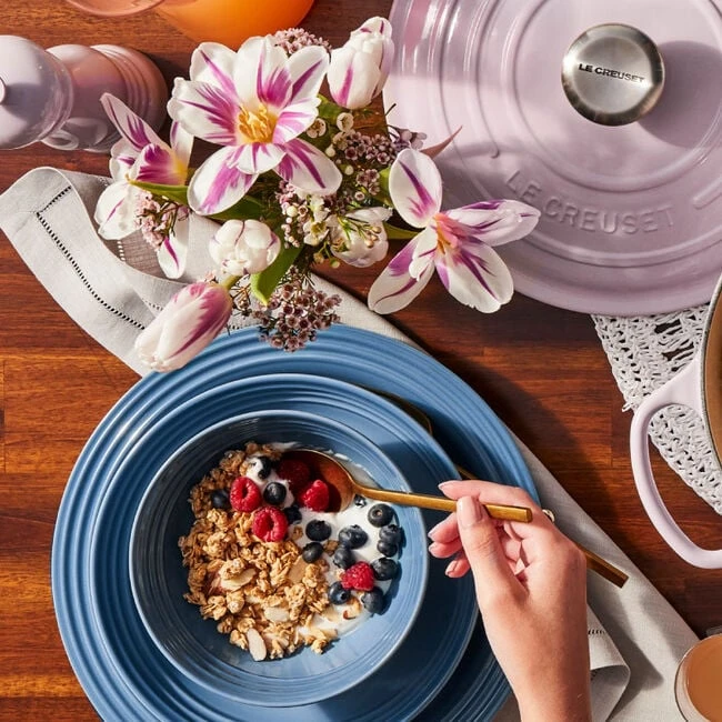 Le Creuset Vancouver 16-Piece Dinnerware Set 4 Le Creuset Vancouver 16-Piece Dinnerware Set - Image 2