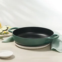 Le Creuset Signature Everyday Pan