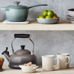 Le Creuset Vancouver Mug 16 Le Creuset Vancouver Mug -Le Creuset Store meringue mugs g1