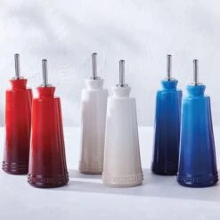 Le Creuset Signature Oil And Vinegar Set -Le Creuset Store oil vinegar set g6