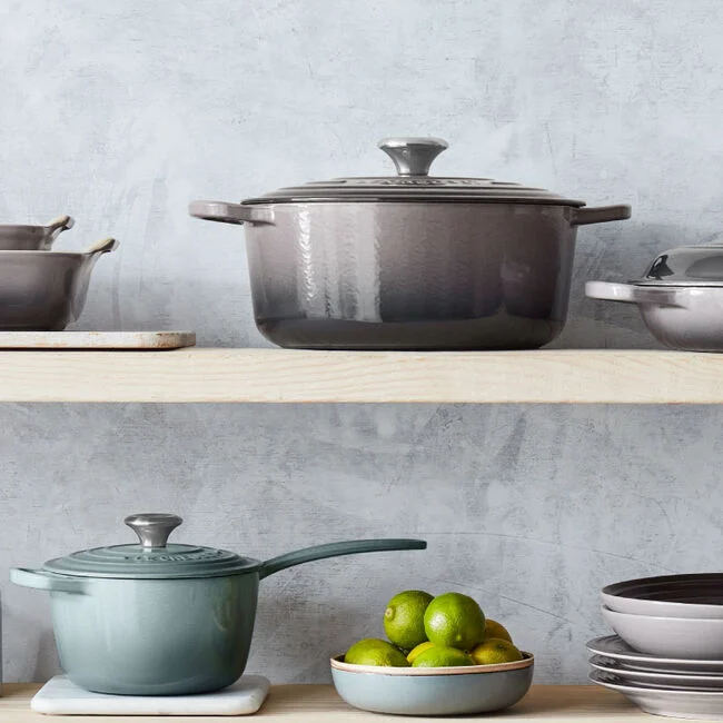 Le Creuset Round Dutch Oven 14 Le Creuset Round Dutch Oven - Image 12