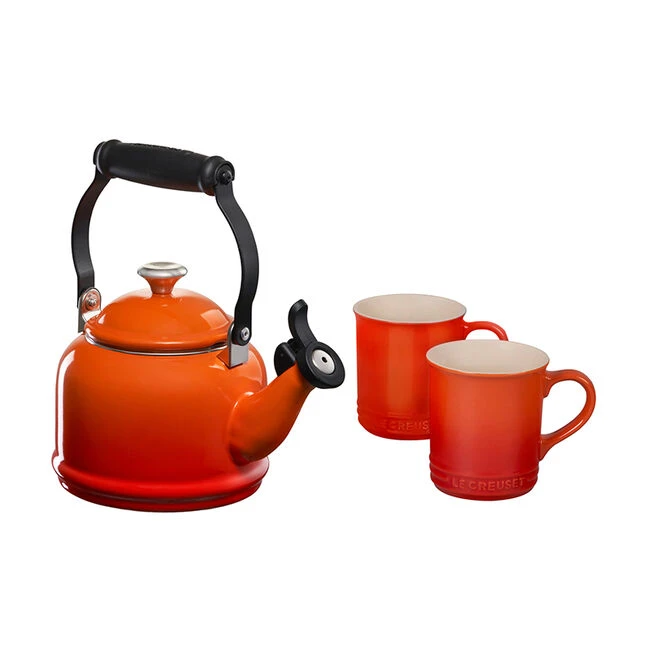Le Creuset Demi Kettle And Mugs Set 4 Le Creuset Demi Kettle And Mugs Set - Image 2