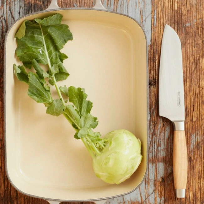 Le Creuset Santoku Knife 5 Le Creuset Santoku Knife - Image 3