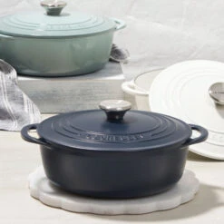 Le Creuset Shallow Round Oven 11 Le Creuset Shallow Round Oven -Le Creuset Store shallow rdo g3