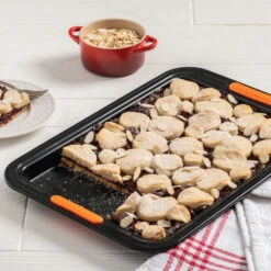 Le Creuset Sheet Pan 10 Le Creuset Sheet Pan -Le Creuset Store small sheet pan mb795 g4