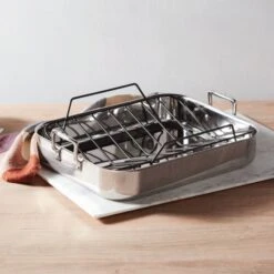 Le Creuset Stainless Steel Roasting Pan With Nonstick Rack