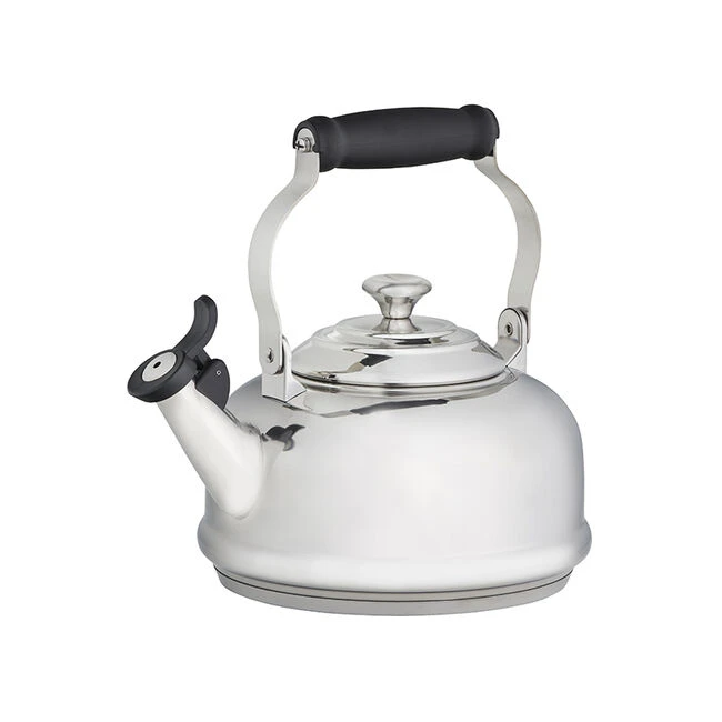 Le Creuset Stainless Steel Classic Whistling Kettle 3 Le Creuset Stainless Steel Classic Whistling Kettle