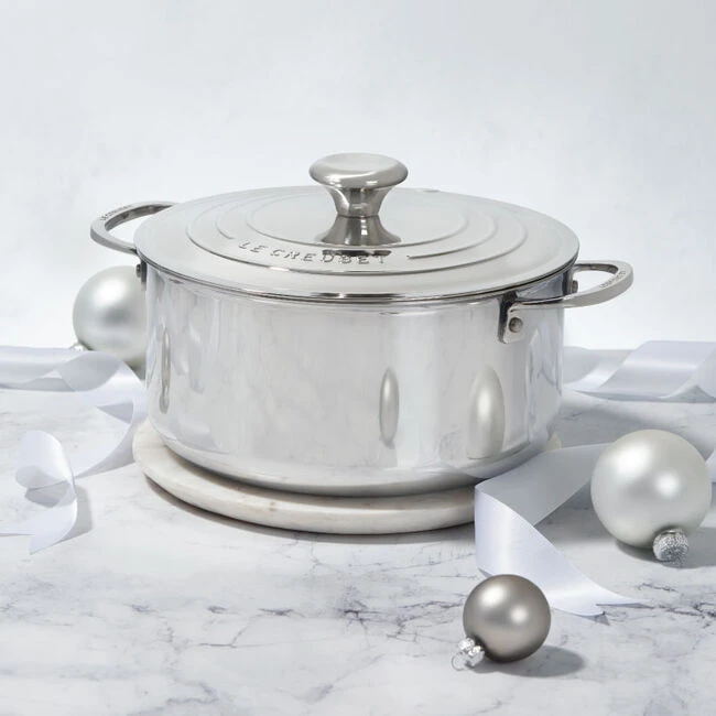 Le Creuset Signature Stainless Steel Shallow Casserole 3 Le Creuset Signature Stainless Steel Shallow Casserole