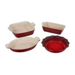 Le Creuset Heritage 4-Piece Bakeware Essentials Set 9 Le Creuset Heritage 4-Piece Bakeware Essentials Set -Le Creuset Store st01007000060002