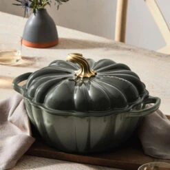 Le Creuset Store 13 Le Creuset Pumpkin Cocotte