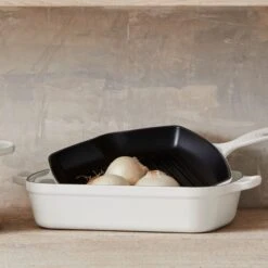 Le Creuset Signature Roaster